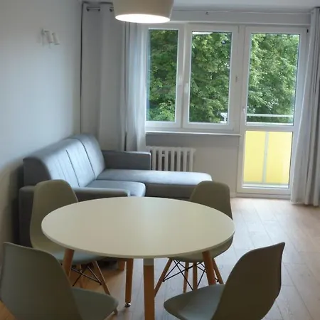 Apartmán No 12 *